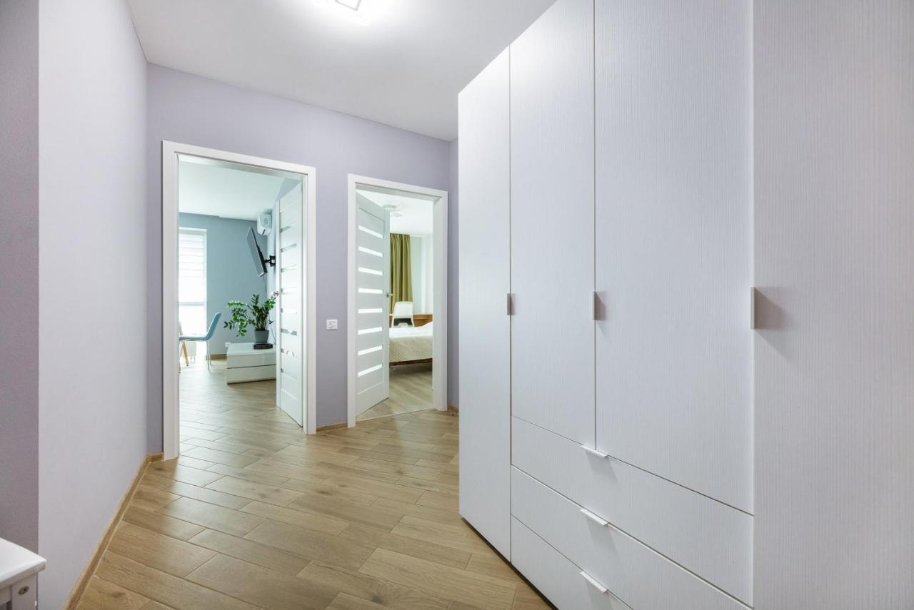 Квартира У Будинку З Власним Бомбосховищем Біля Жд Вокзалу 50 М2 Apartment Kyiv Exterior photo